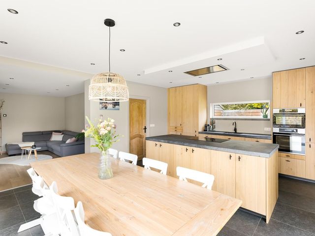 Julianastraat 81, Heikant