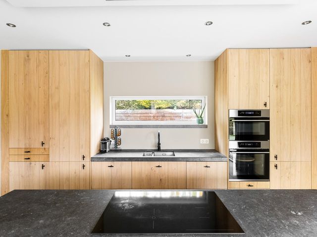 Julianastraat 81, Heikant