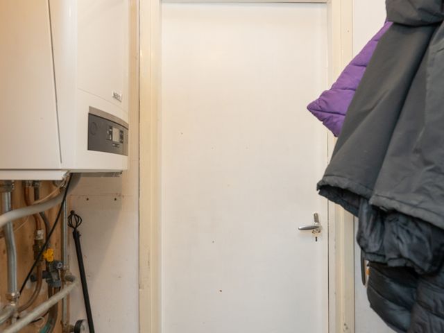 Kantoorstraat 10, Den Burg