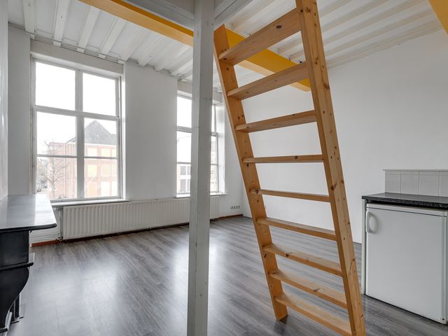 Utrechtse Veer 23B, Leiden