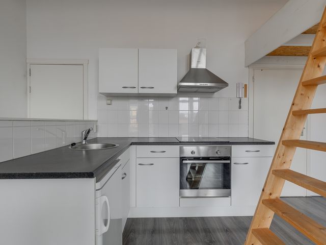 Utrechtse Veer 23B, Leiden