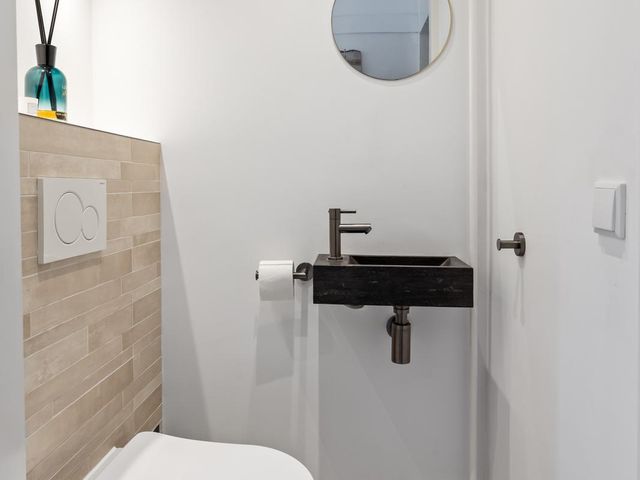 Burg. Warnerslaan 2, Anna Paulowna