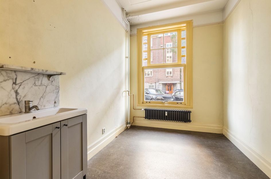 Gerrit van der Veenstraat 80H