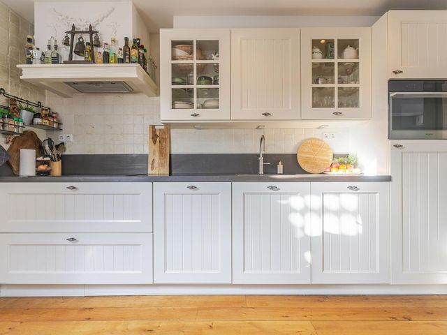 Dirk Hulstweg 4, Oosterblokker