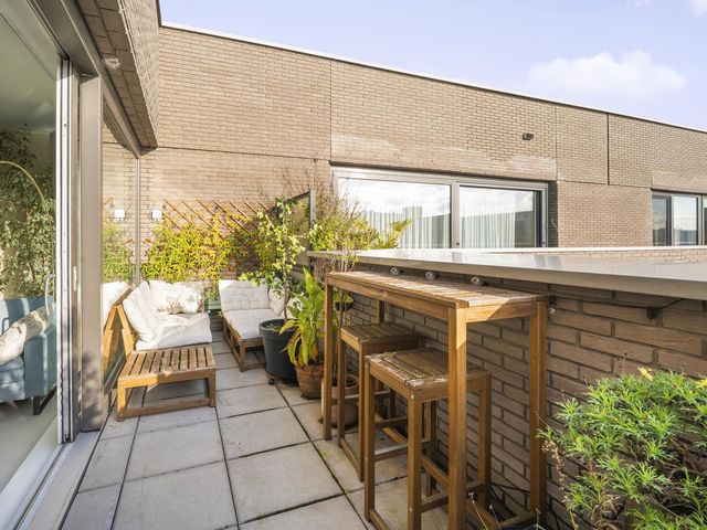 Srefidensiplein 232, Amsterdam