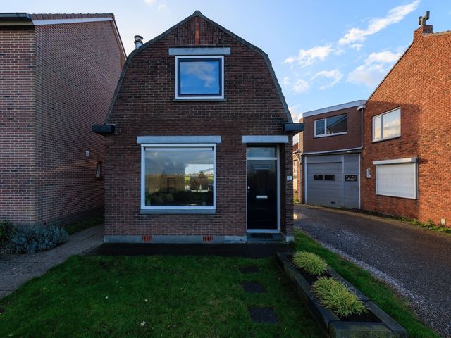 Altenastraat 8, Hoek