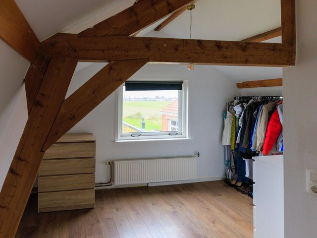 Altenastraat 8, Hoek