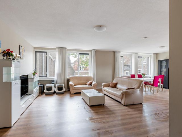 Blauwstraat 19, Sint-Maartensdijk