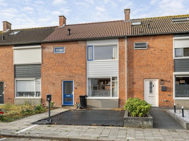 President Kennedystraat 13, Sint-Maartensdijk