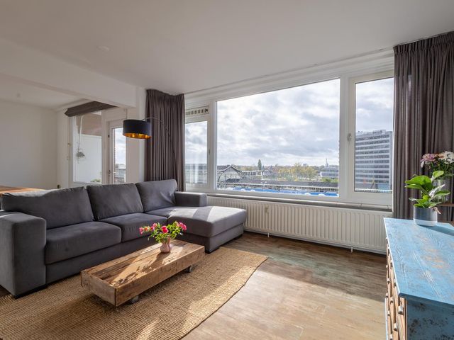 Stationsplein 38, Hengelo