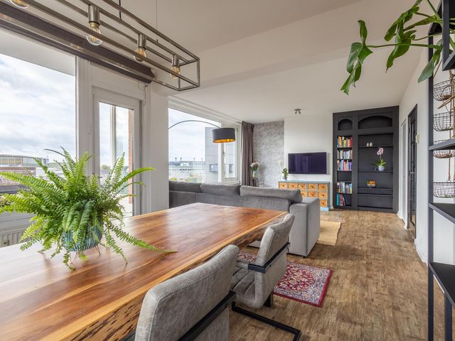 Stationsplein 38, Hengelo