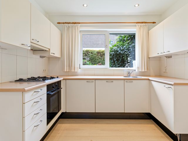 Hoofdbank 17, Klimmen