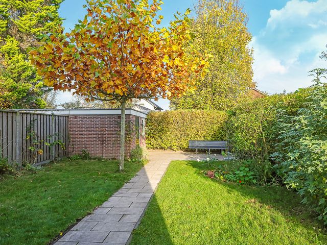 Salviastraat 7, Lent