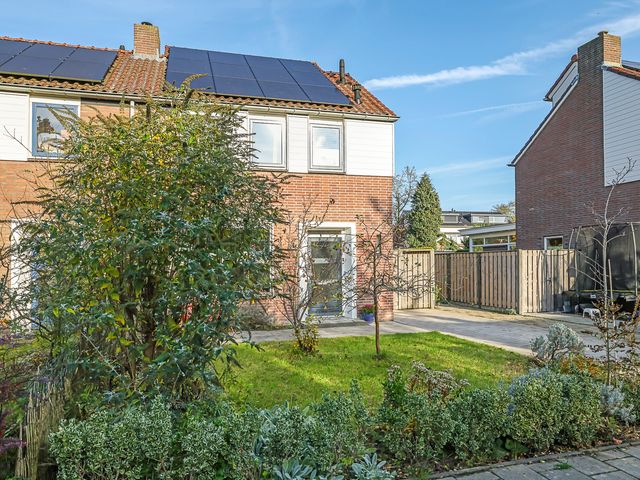 Salviastraat 7, Lent