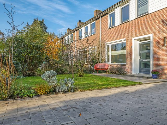 Salviastraat 7, Lent