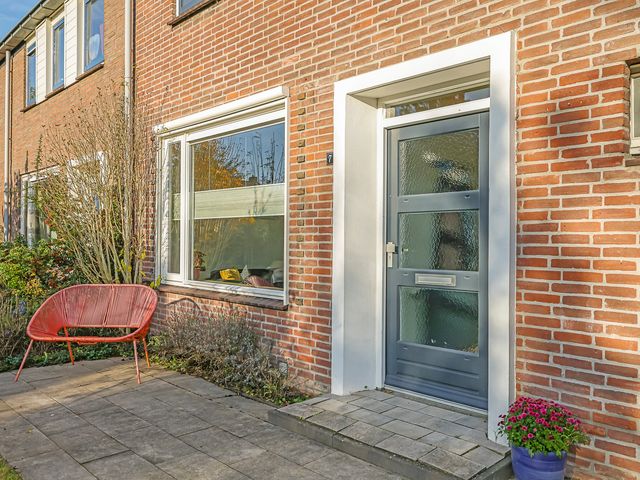 Salviastraat 7, Lent