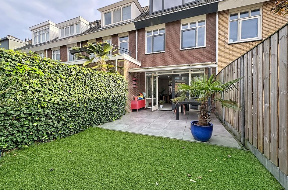 A.L. Dyserinckstraat 72