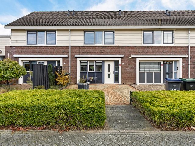 Ed Hoornikstraat 12, Almere