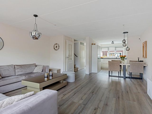 Ed Hoornikstraat 12, Almere