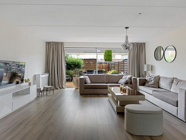 Ed Hoornikstraat 12, Almere