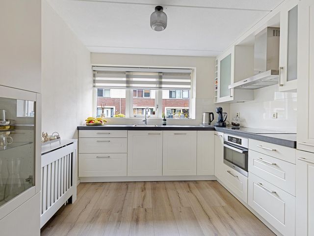 Ed Hoornikstraat 12, Almere