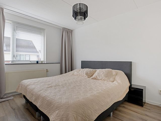 Ed Hoornikstraat 12, Almere