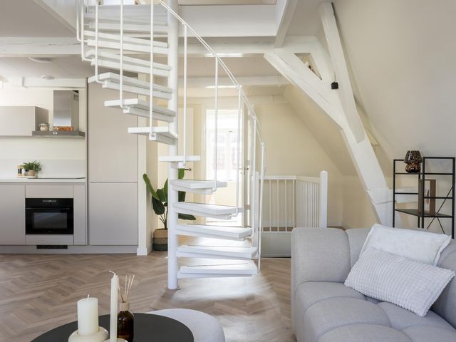 Hogewoerd 131B, Leiden