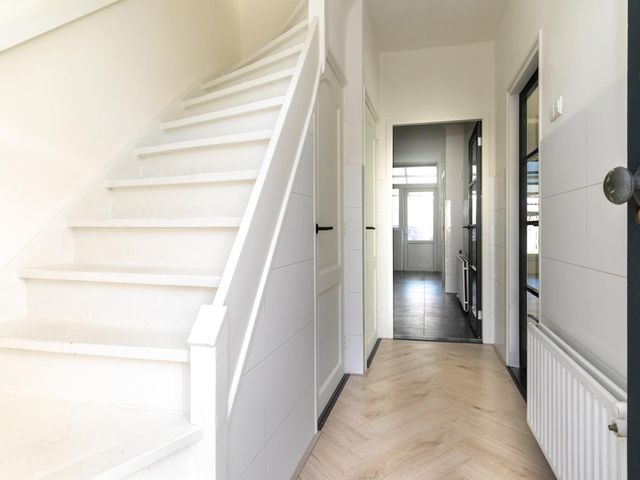 Bloemfonteinstraat 35, Tilburg