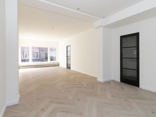 Bloemfonteinstraat 35, Tilburg