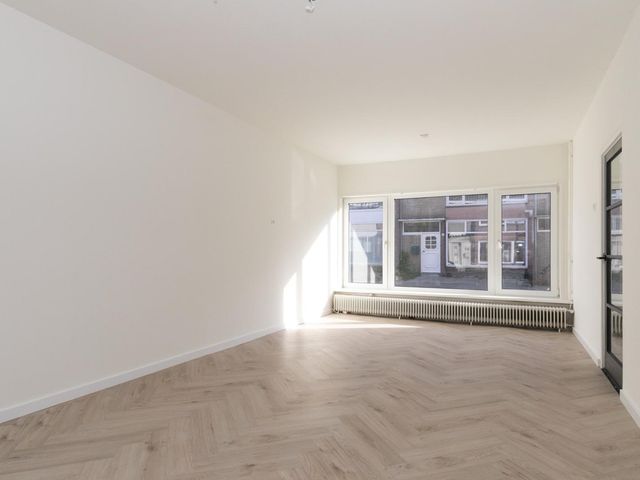 Bloemfonteinstraat 35, Tilburg