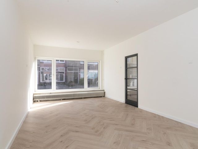 Bloemfonteinstraat 35, Tilburg