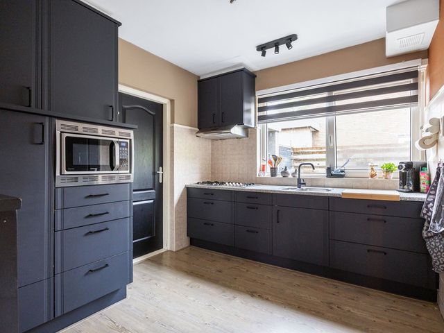 De Roe 6, Grootegast