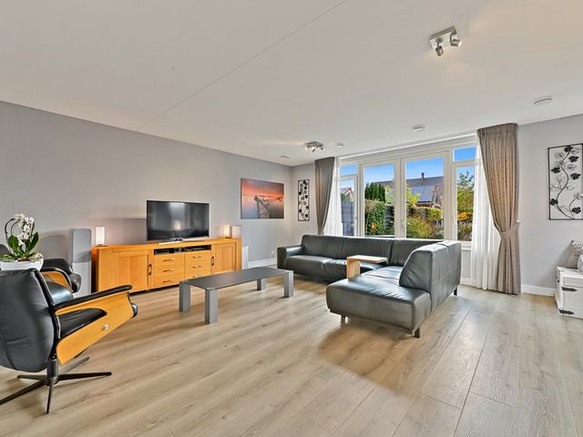 Maaslandse Dam 31, Maasland