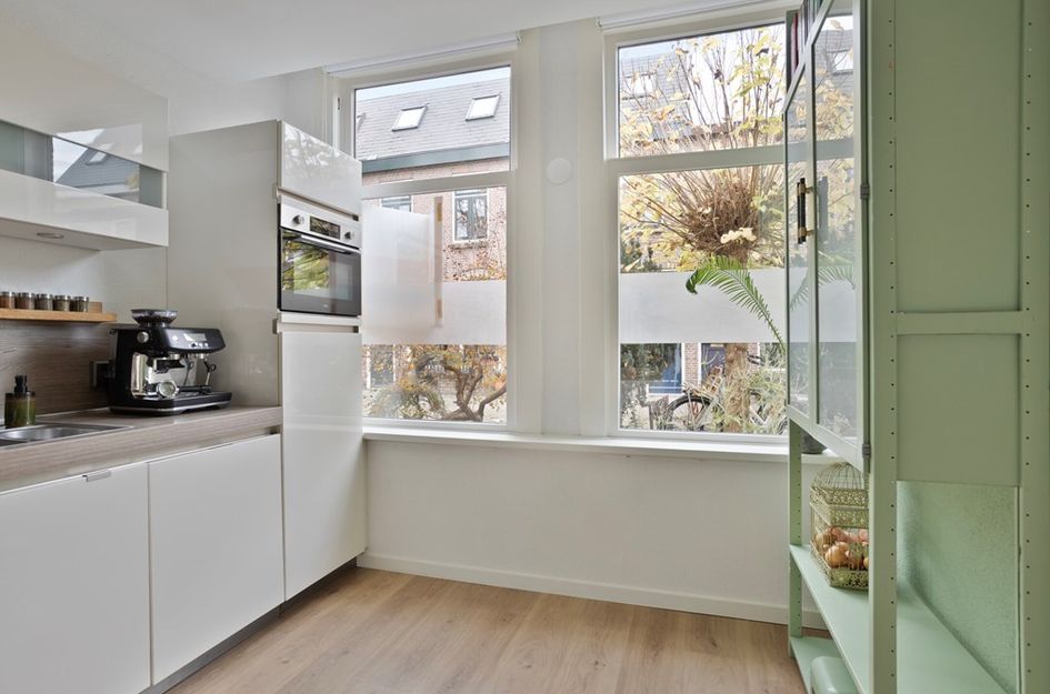 Dr. van Rhijnstraat 12