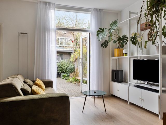 Dr. van Rhijnstraat 12, Leiderdorp