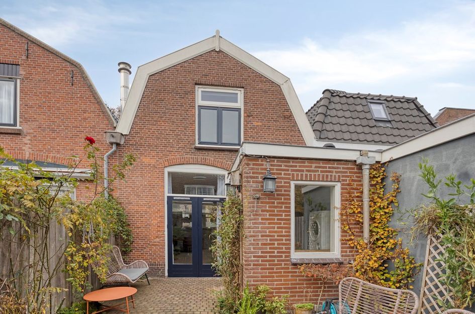 Dr. van Rhijnstraat 12