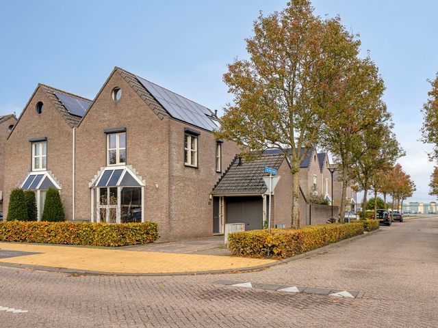 Statenlaan 35, Geertruidenberg