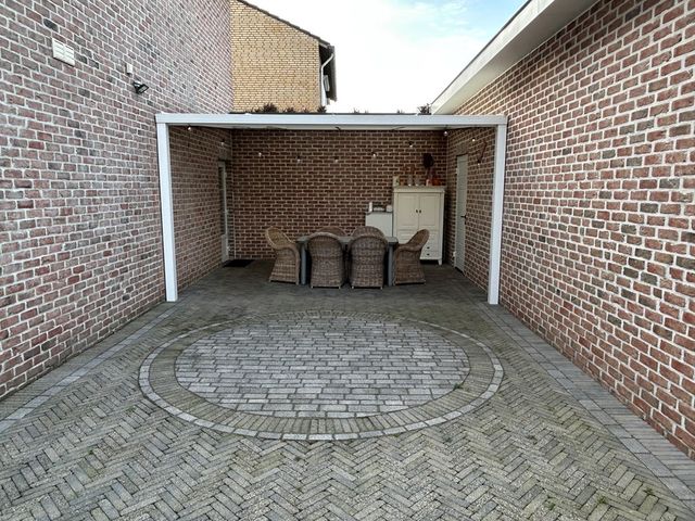 President Kennedystraat 53, Schinveld