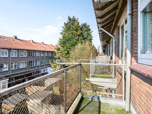 Tapuitstraat 107C, Rotterdam