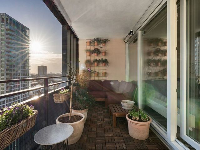 Gedempte Zalmhaven 833, Rotterdam