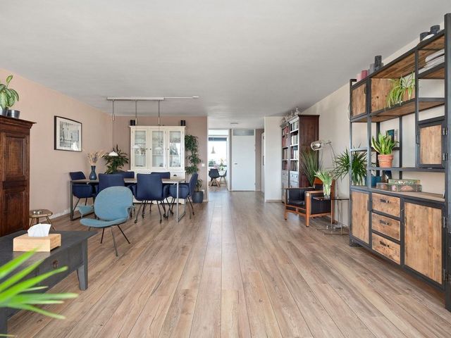 Gedempte Zalmhaven 833, Rotterdam