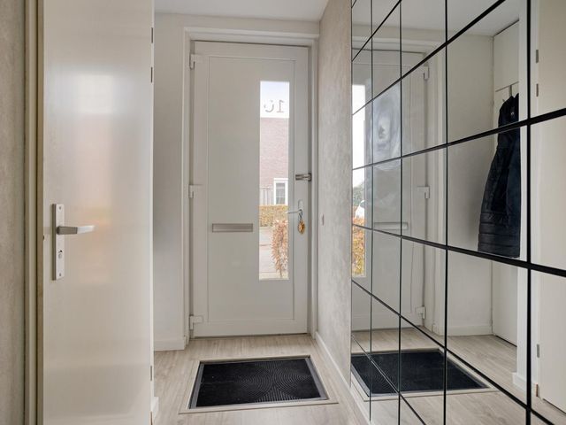 Blauwe Schoe 10, Goes