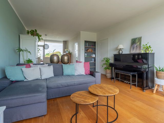 Leeuweriklaan 97, Bussum