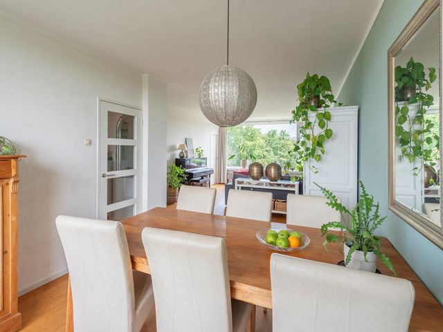 Leeuweriklaan 97, Bussum