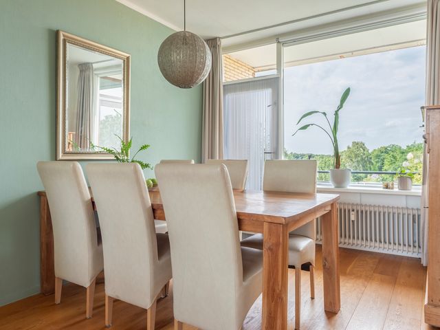 Leeuweriklaan 97, Bussum