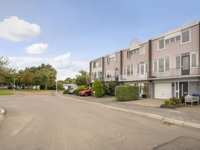 Botlek 26, Zwolle