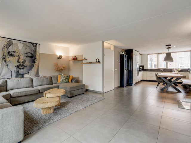 Klaproosstraat 4, Overasselt