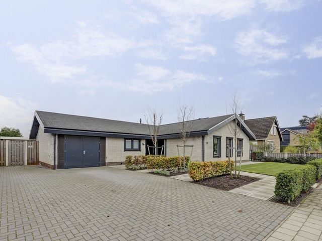 Appelstraat 18, Krabbendijke