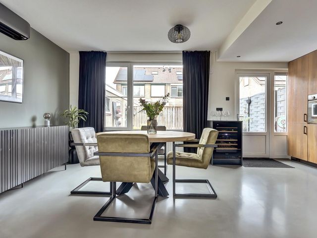 Montessoristraat 6, Kruiningen