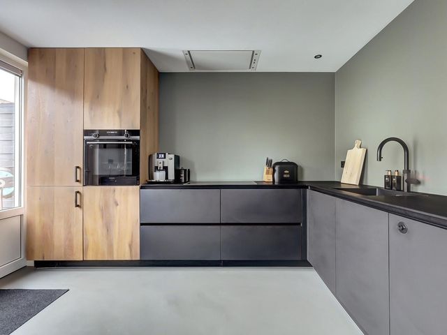 Montessoristraat 6, Kruiningen